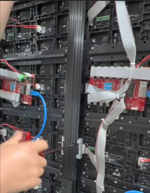  tighten screws for fixing LED video wall panels